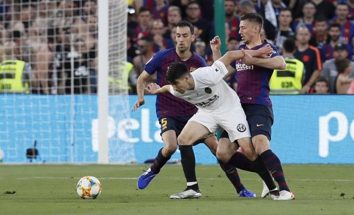 Mestalla determinará las opciones de título del Barça en Liga