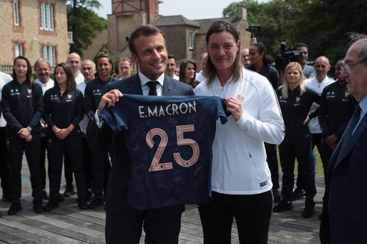 Macron animó a la Selección Francesa antes del inicio del Mundial