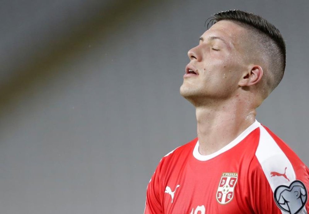 El Milan se ha planteado la cesión de Luka Jovic. EFE