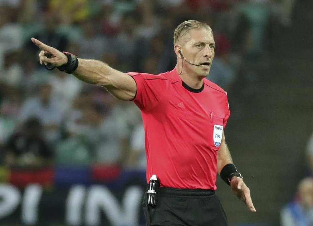 Nestor Pitana will take charge of the first Copa America game. EFE/Archivo