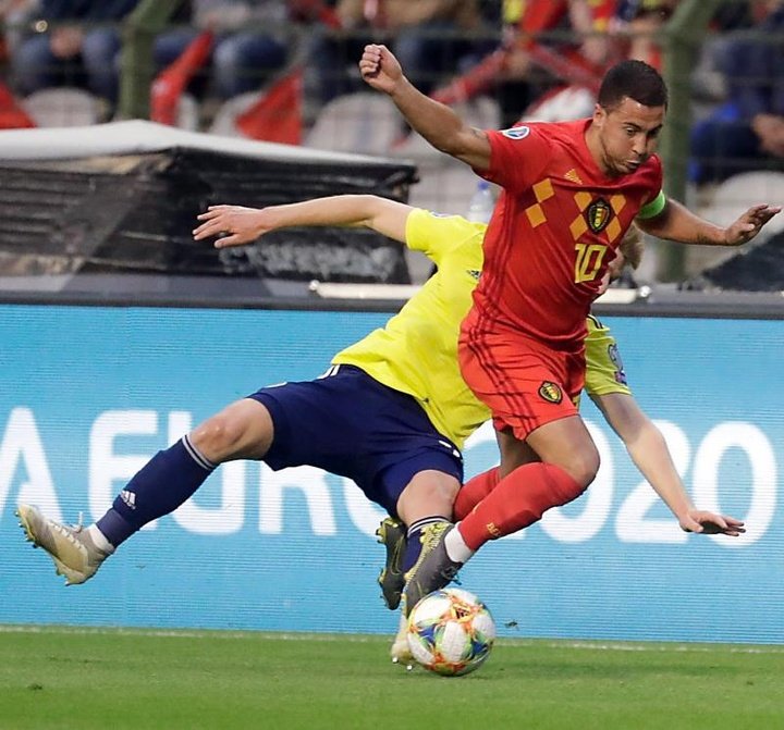 Hazard volta a ser convocado pela Bélgica
