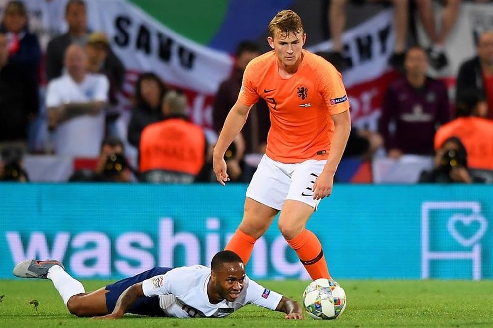 De Ligt rectifica: ¡ahora dice que sí se vacunará! EFE