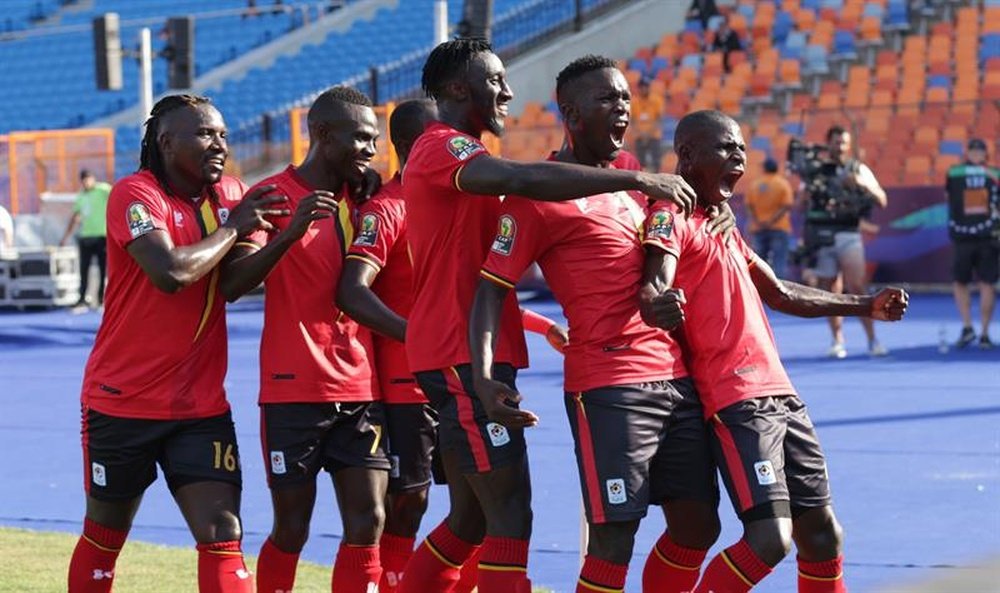 FIFPro pide cuatro parones por el calor en la Copa África. EFE