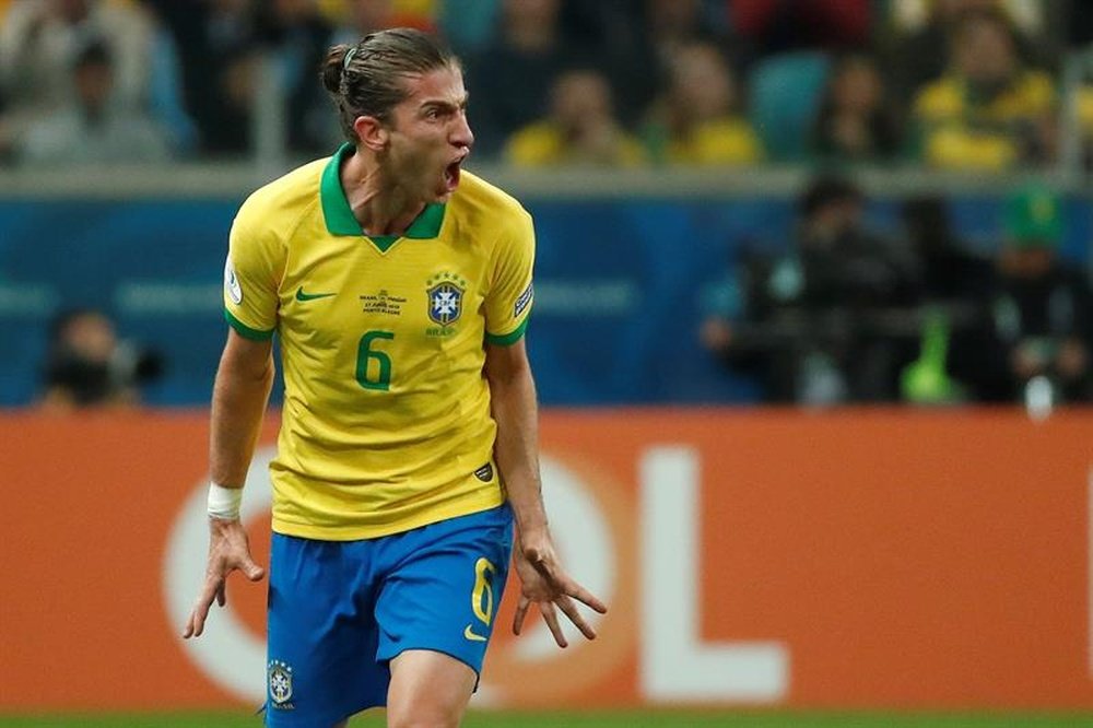 Filipe Luis pendant le match Brésil-Paragyay. EFE