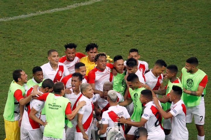 Le Pérou vient à bout du tenant du titre et file en finale