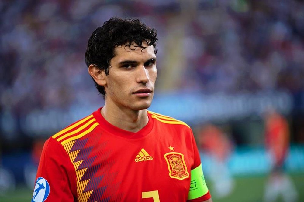 Vallejo saldrá cedido, pero solo a España. EFE
