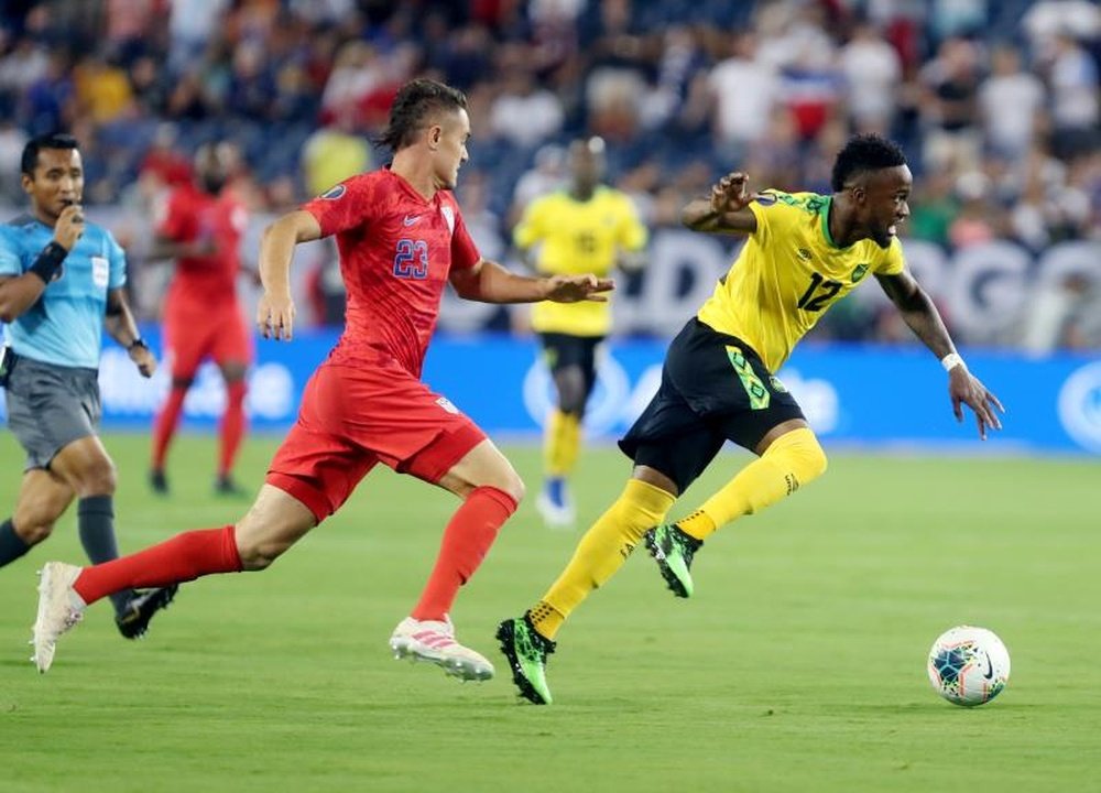 Aaron Long is dreaming about playing in the Premier League. EFE