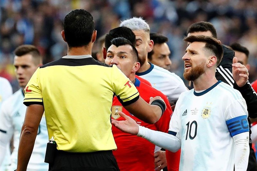 A suposta carta de Messi pedindo desculpas à CONMEBOL. EFE