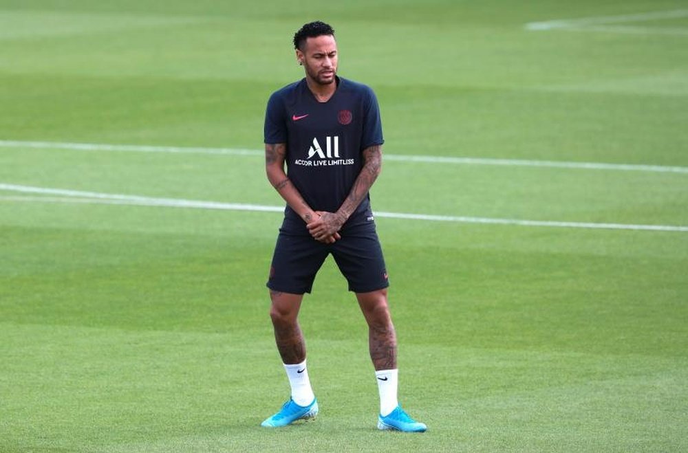 It remains to be seen whether Neymar plays against Rennes. EFE