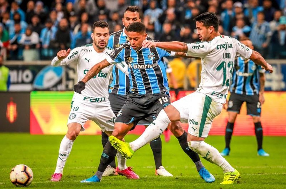 Grêmio-Palmeiras: onzes iniciais confirmados. EFE