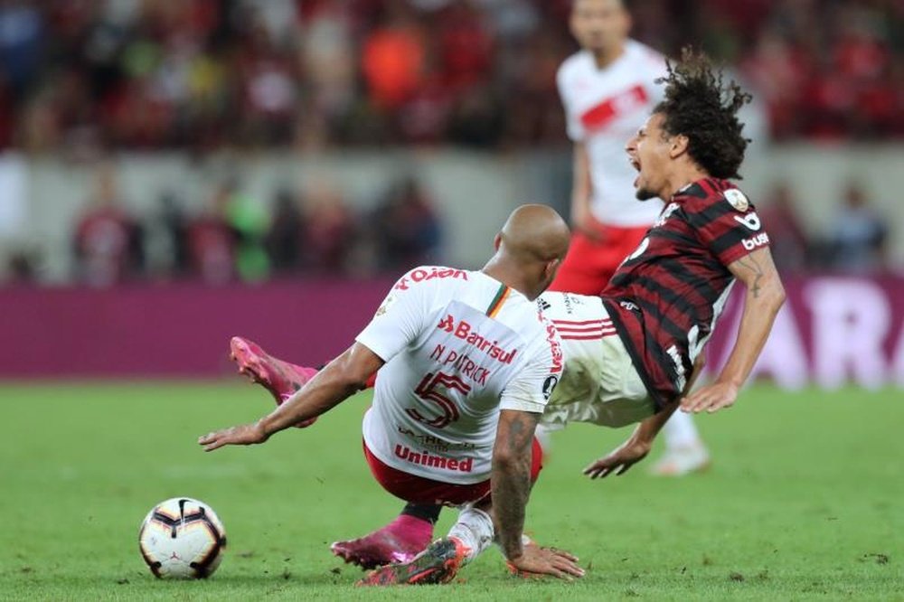 Flamengo e Inter se enfrentarão no Maracanã. EFE/Antonio Lacerda