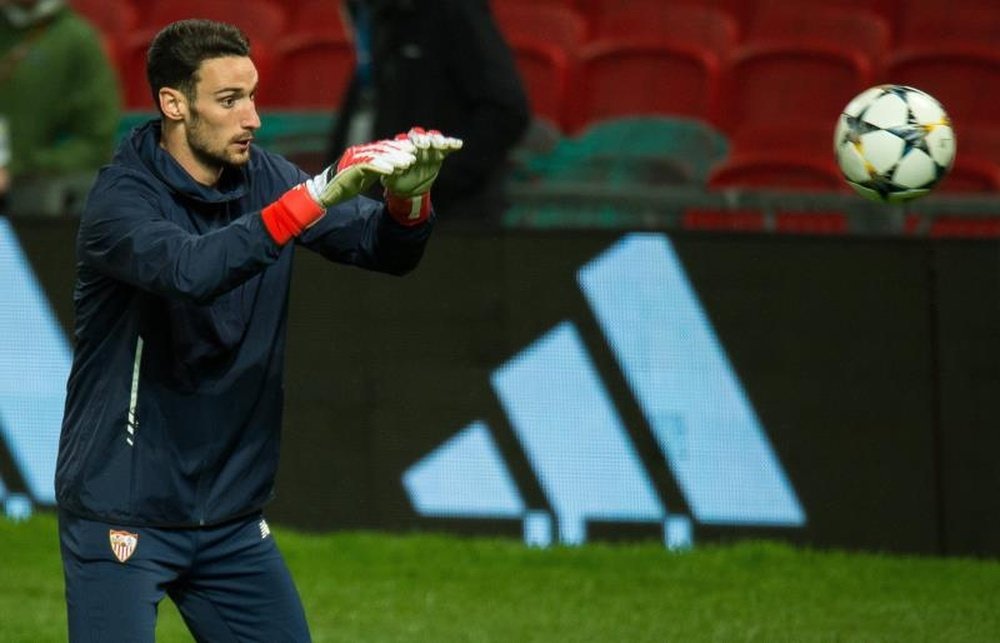 Sergio Rico no tiene pensado volver al Sevilla. EFE