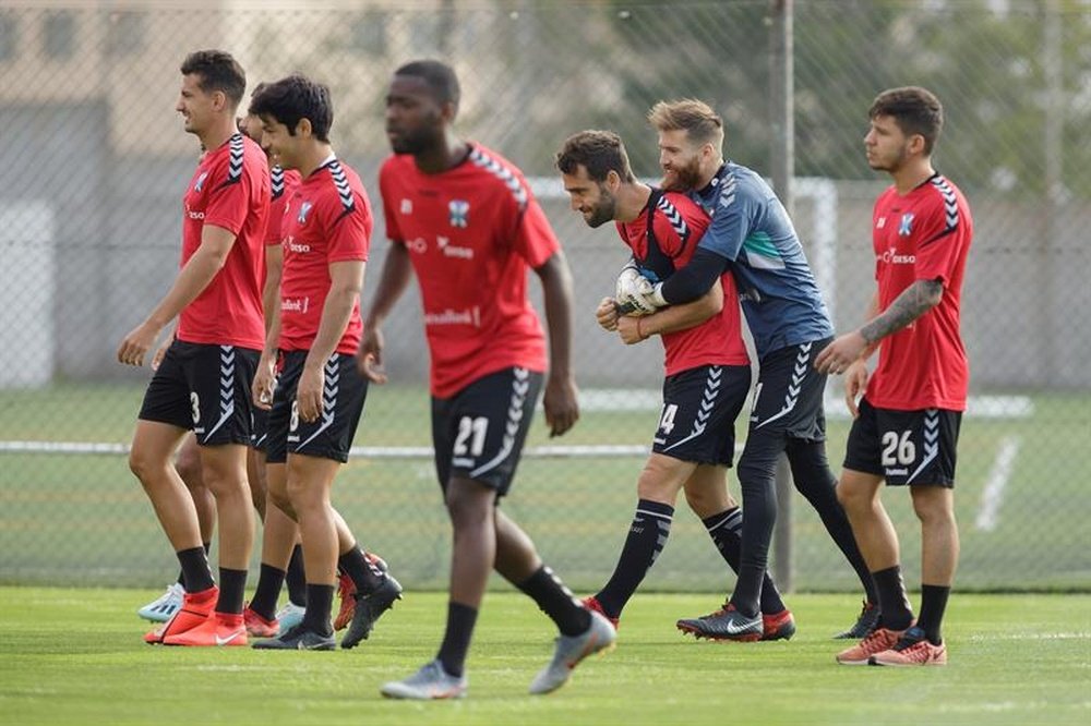 Felicidad en el Tenerife tras el buen inicio. EFE