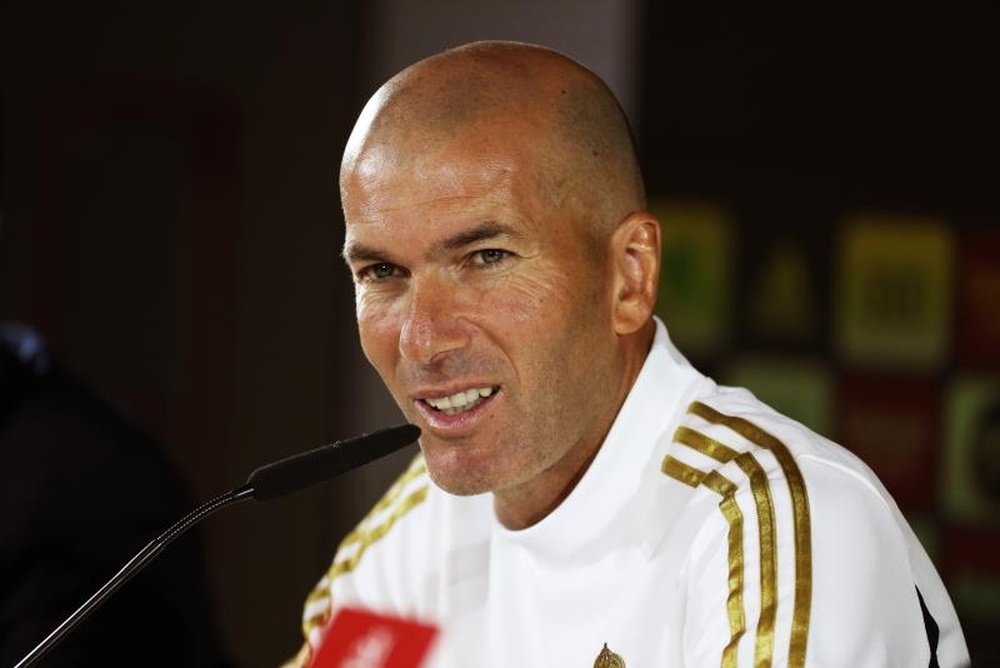 Zidane se puso serio a la hora de hablar del día libre del Madrid. EFE