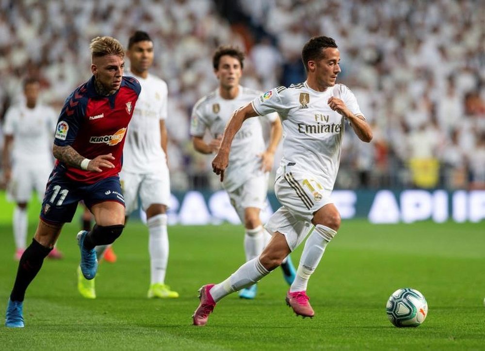 Lucas Vazques em ação na partida entre Real Madrid e Osasuna pelo campeonato espanhol. EFE
