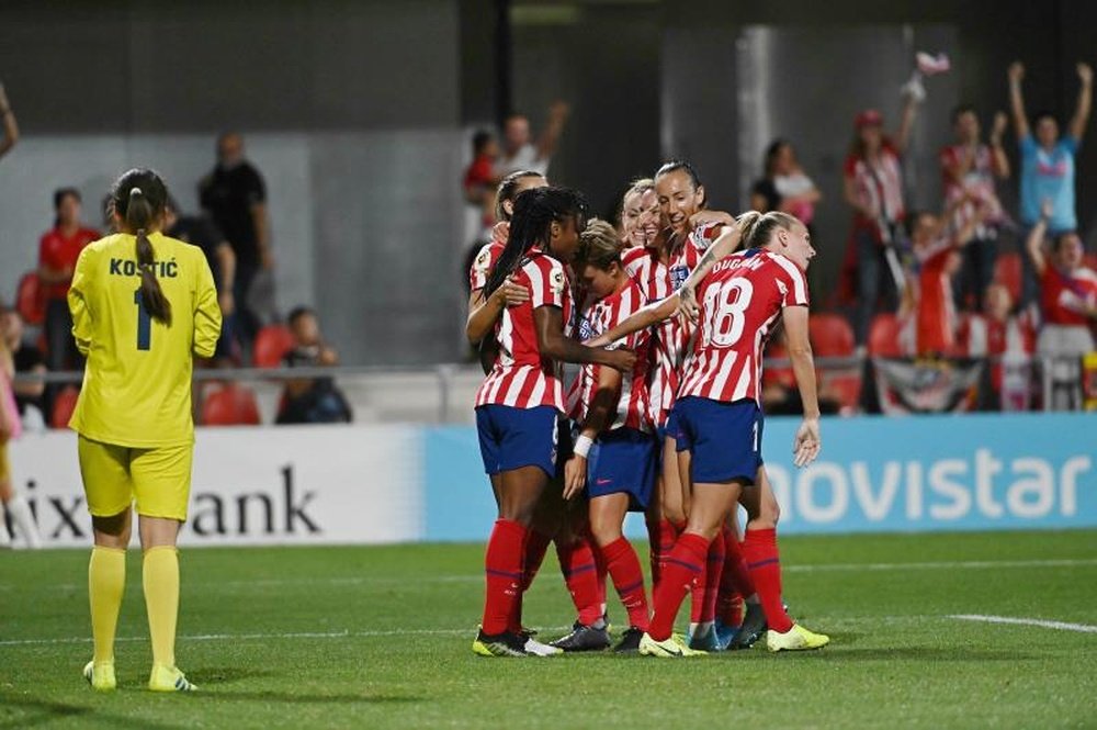 Primera huelga de fútbol femenino, sexta en España. EFE/Fernando Villar