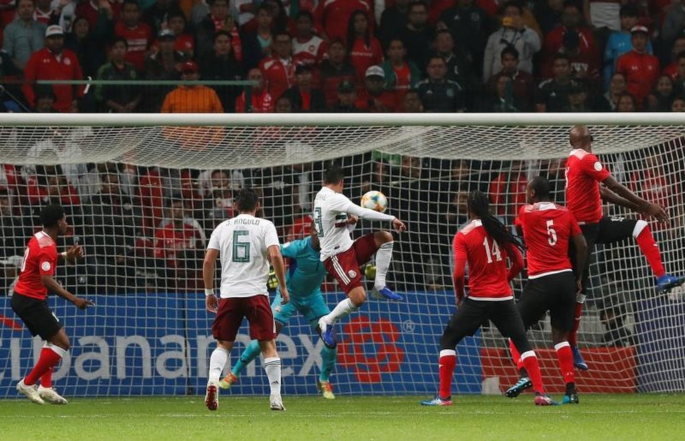 Debutants Macias and Angulo inspire El Tri win. EFE