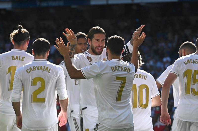 Sergio Ramos y Eden Hazard celebran su gol con el Real Madrid.