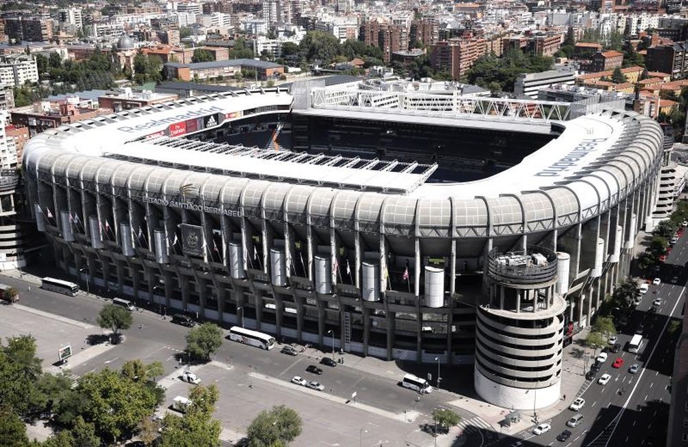 Work has been carried out on the Bernabeu during the month of October. EFE