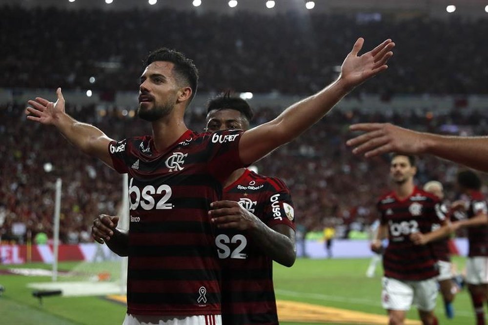 Flamengo fait marche arrière et Pablo Marí file à Arsenal. EFE/Marcelo Sayao