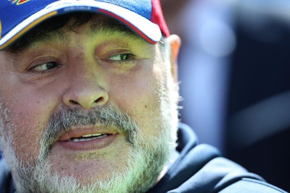 Maradona suena como sustituto de Alfaro en Boca. EFE