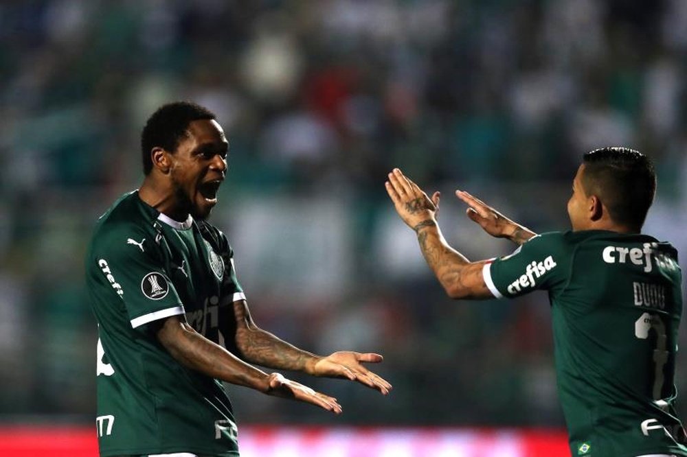 Palmeiras se deja medio título y Santos amenaza su segunda plaza. EFE/ Fernando Bizerra Jr.