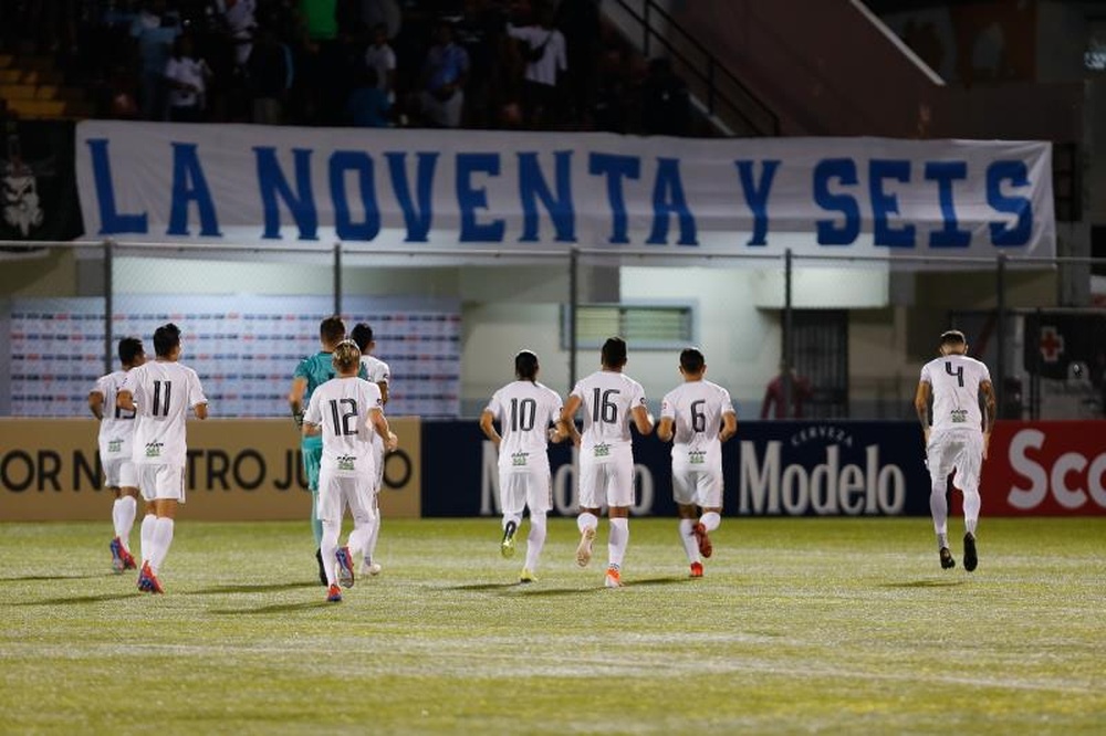 Juan Cortés aplaudió el trabajo de Alianza en la Liga CONCACAF. EFE