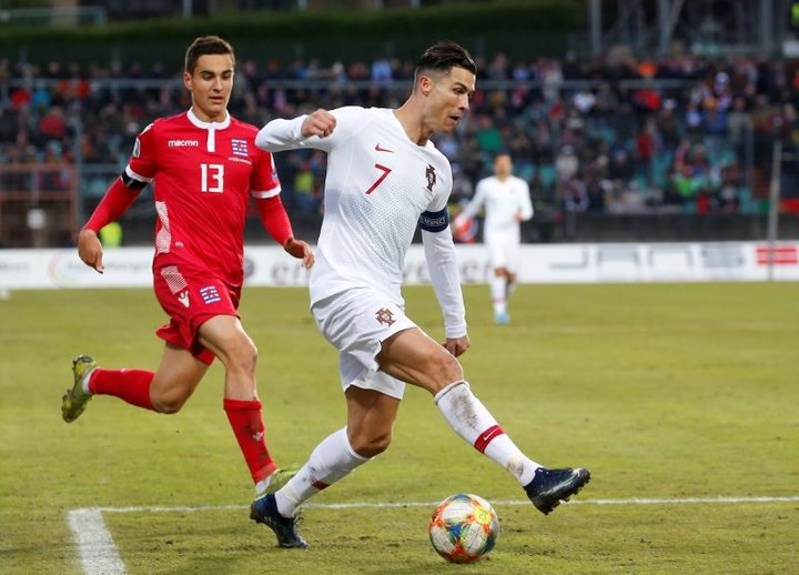 Com gol 99 de CR7, Portugal vence e se classifica para a Euro 2020