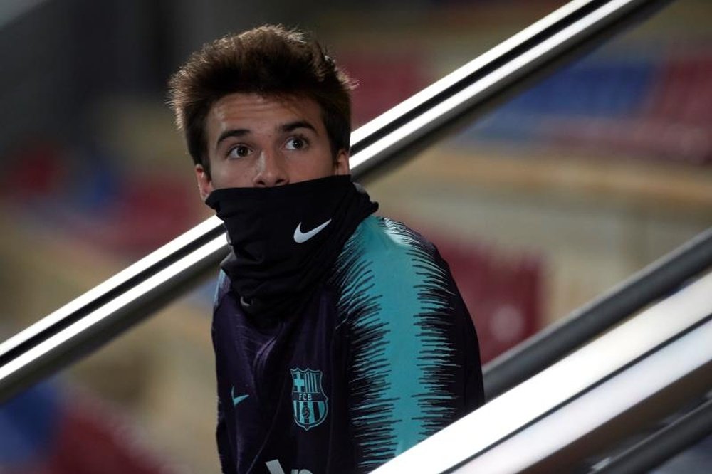 Riqui Puig prefere ficar. EFE/Alejandro García