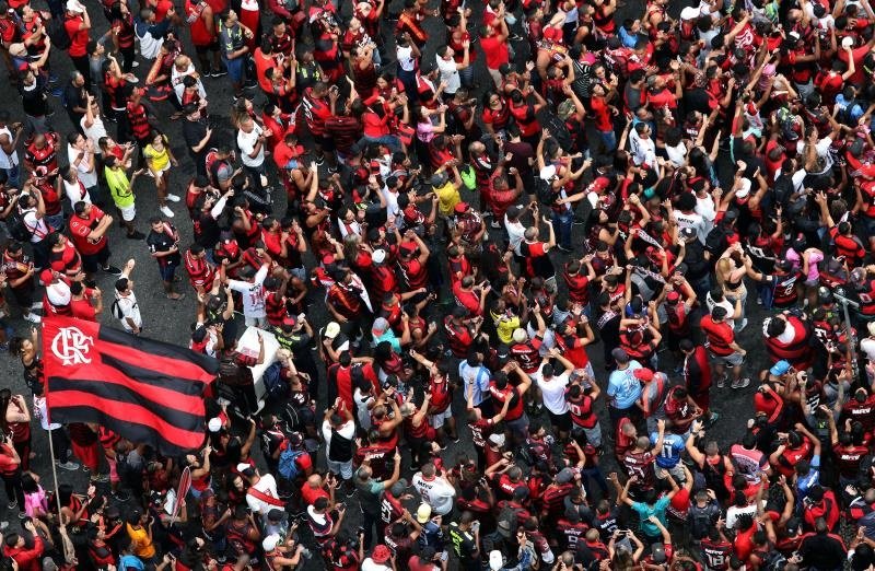 Buscando liderança inédita neste Brasileirão, Flamengo recebe o Corinthians. EFE/Fabio Motta