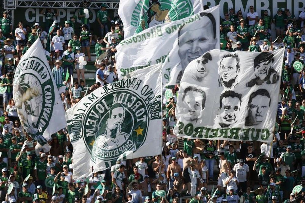 Com histótia marcada por tragédia aérea, Chapecoense se solidarizou. EFE/Sebastião Moreira/Arquivo