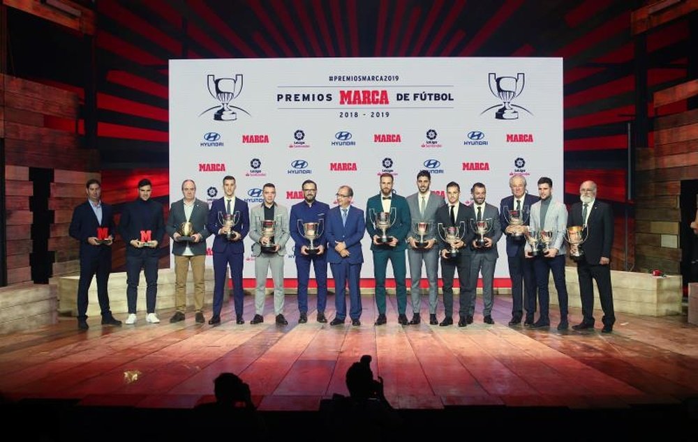 El 'Pichichi' y el 'Zamora' de la 2018-19 ya tienen sus trofeos. EFE/Rodrigo Jiménez