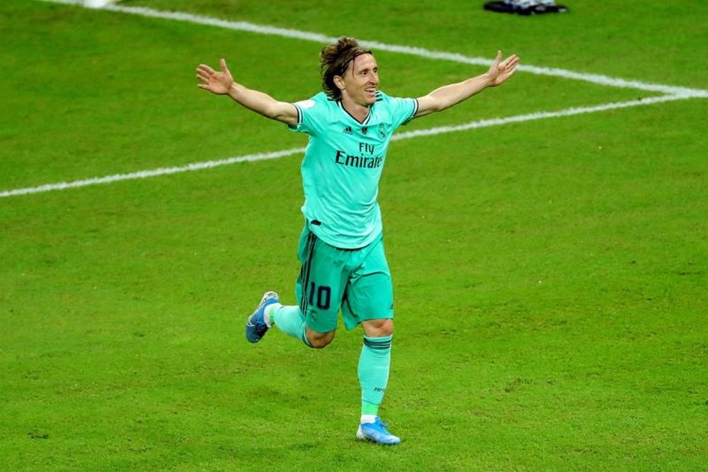 Modric will be key to determining Odegaard's Real Madrid future. EFE