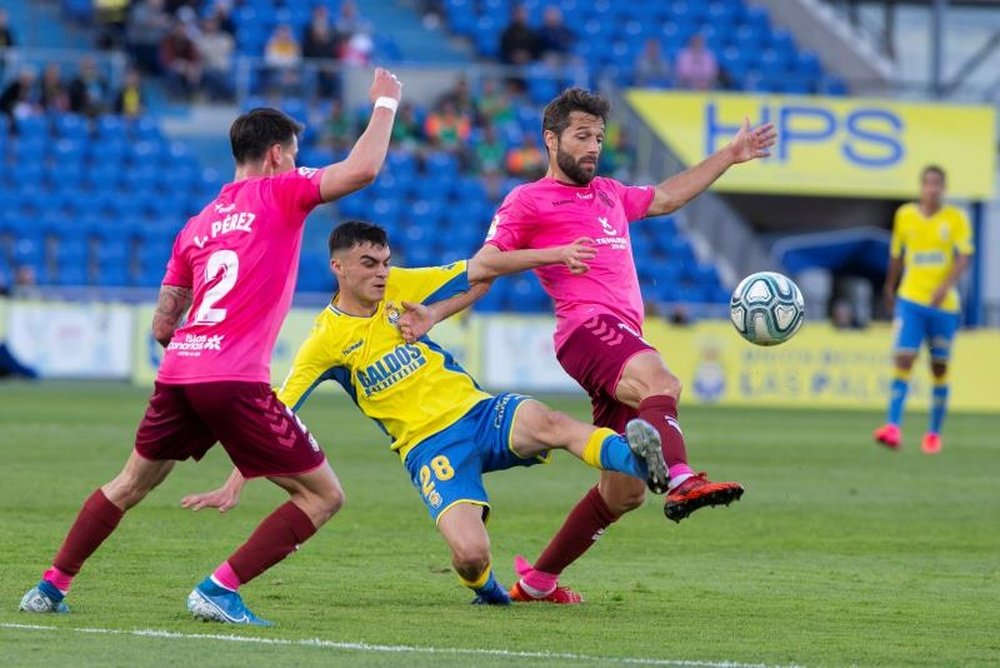 Las Palmas derrotó al Tenerife. EFE