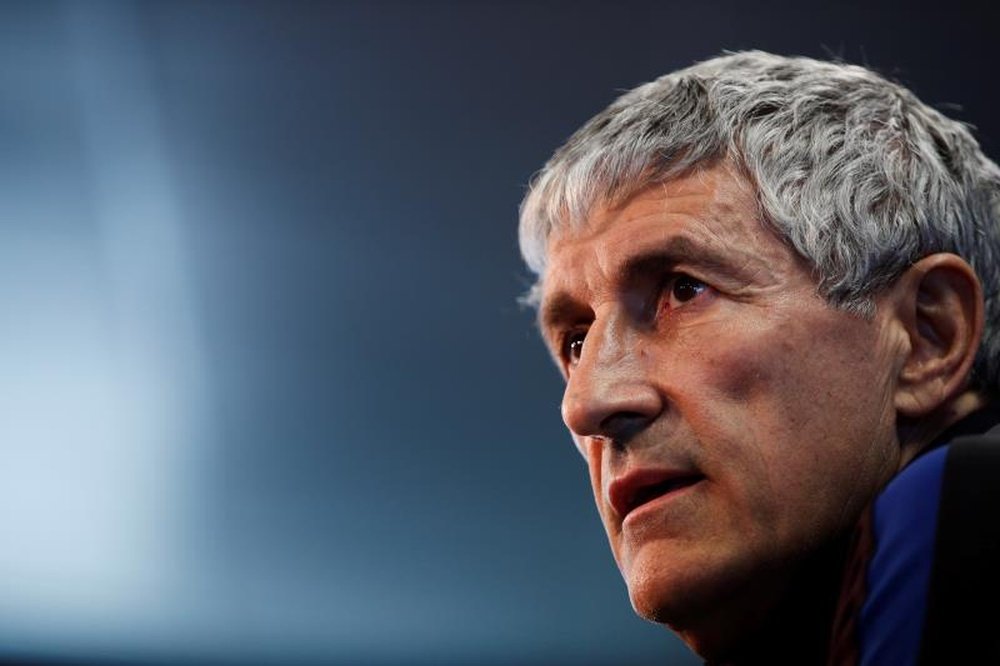 Quique Setien says Barca have not talked much about their last two CL exits. EFE