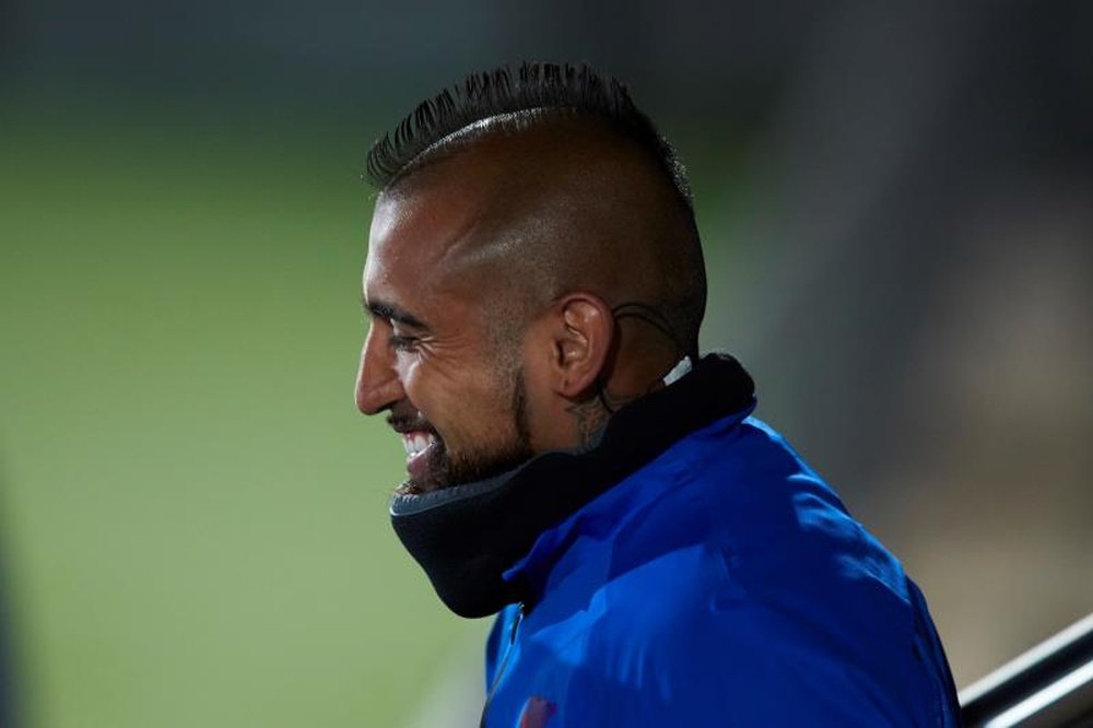 Arturo Vidal will miss the match with Levante due to injury. EFE