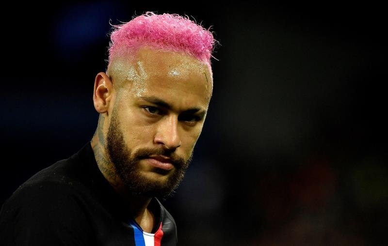 Neymar is the player who earns the most in Ligue 1. EFE