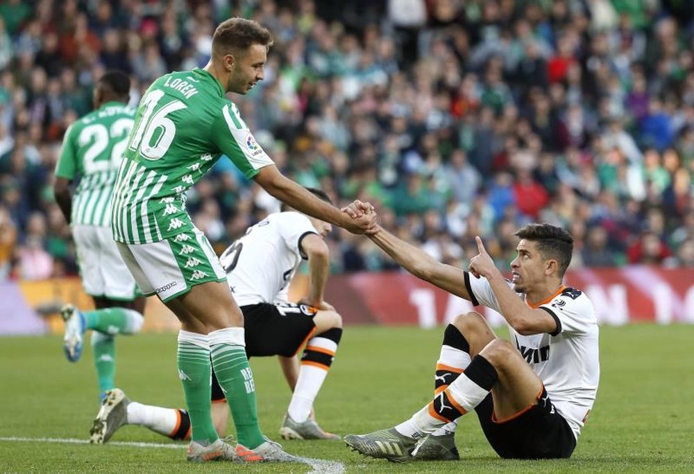 El Betis contempla la salida de Loren. EFE