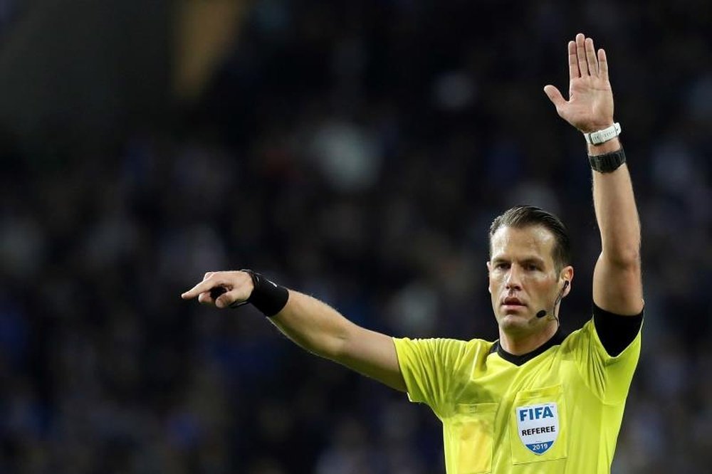 Danny Makkelie will take charge of the Europa League final. EFE