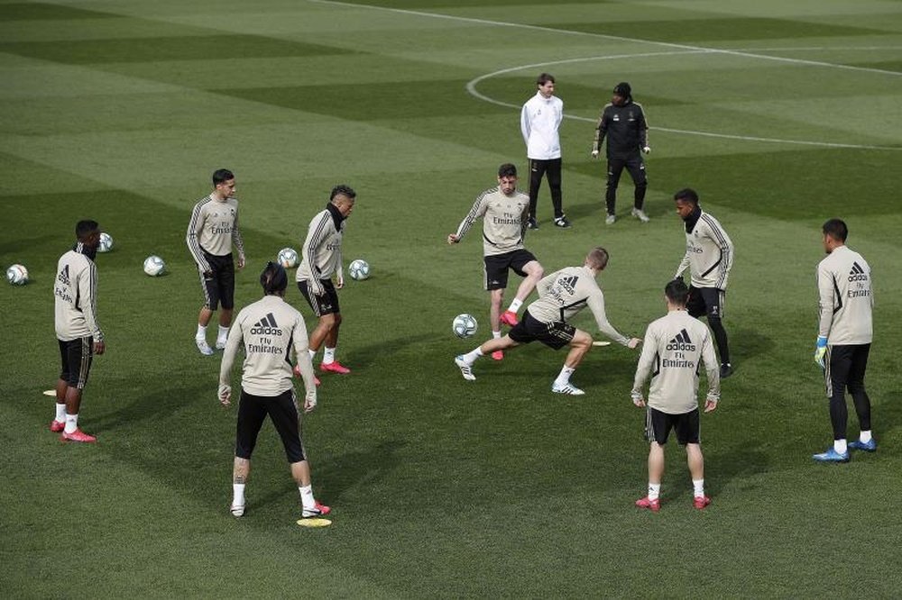 Real Madrid will not return to training while the lockdown continues. EFE
