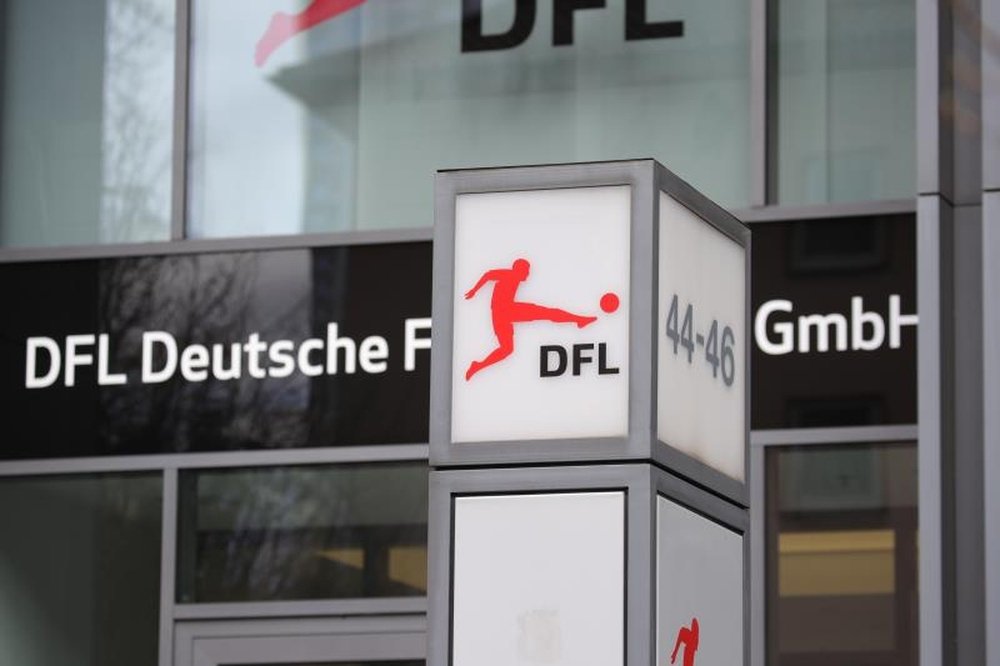 Bundesliga and Bundesliga 2 action has been called off. EFE