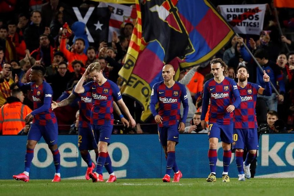 Les joueurs du Barça sceptiques à une baisse des salaires. EFE