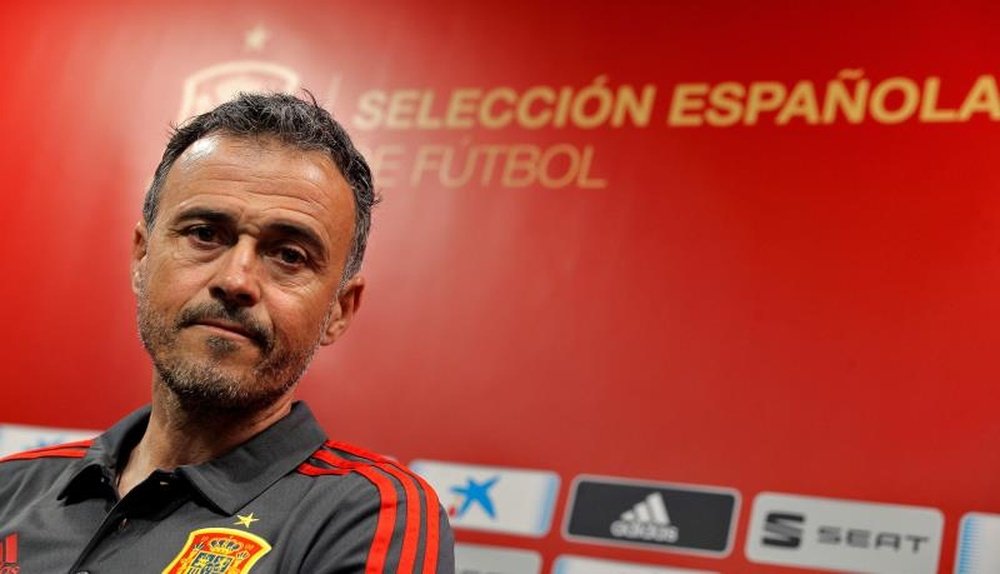 Luis Enrique thanked all those helping to fight the coronavirus. EFE