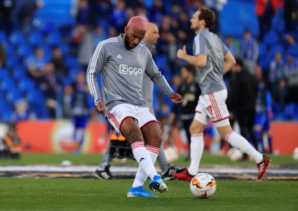 Ryan Babel advised De Jong against joining Man Utd. AFP