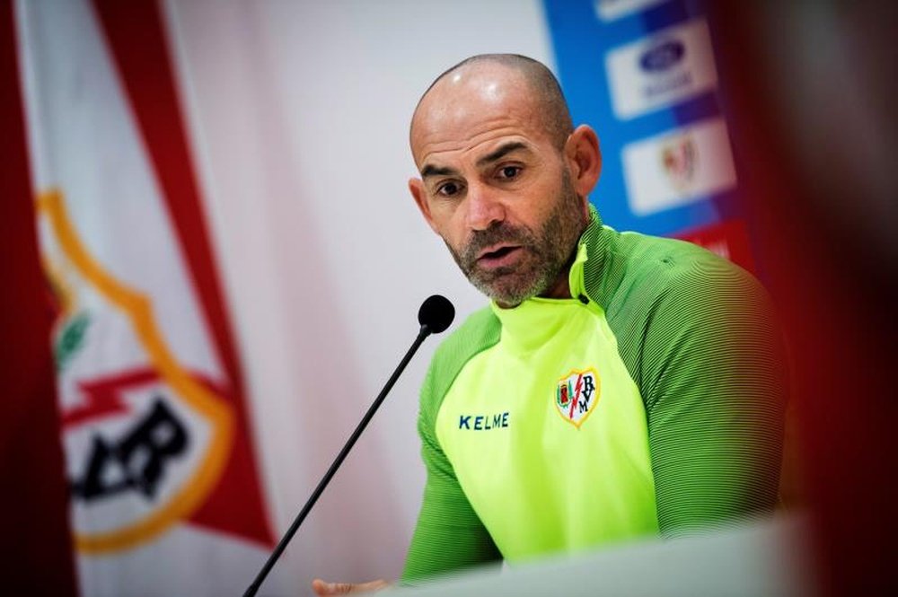 Paco Jémez analizó la jugada polémica de derbi. EFE
