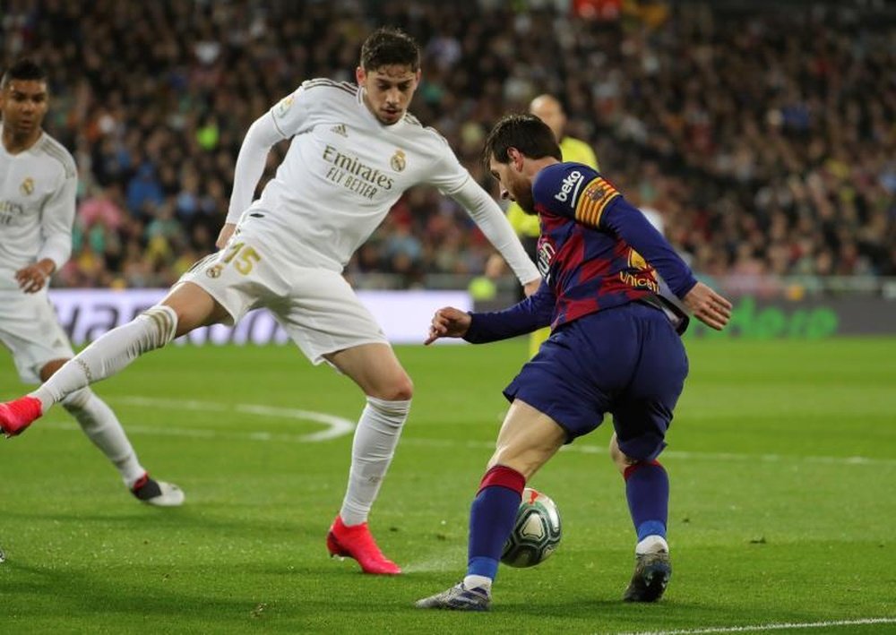 Madrid and Barça, unhappy with their schedules once again . EFE