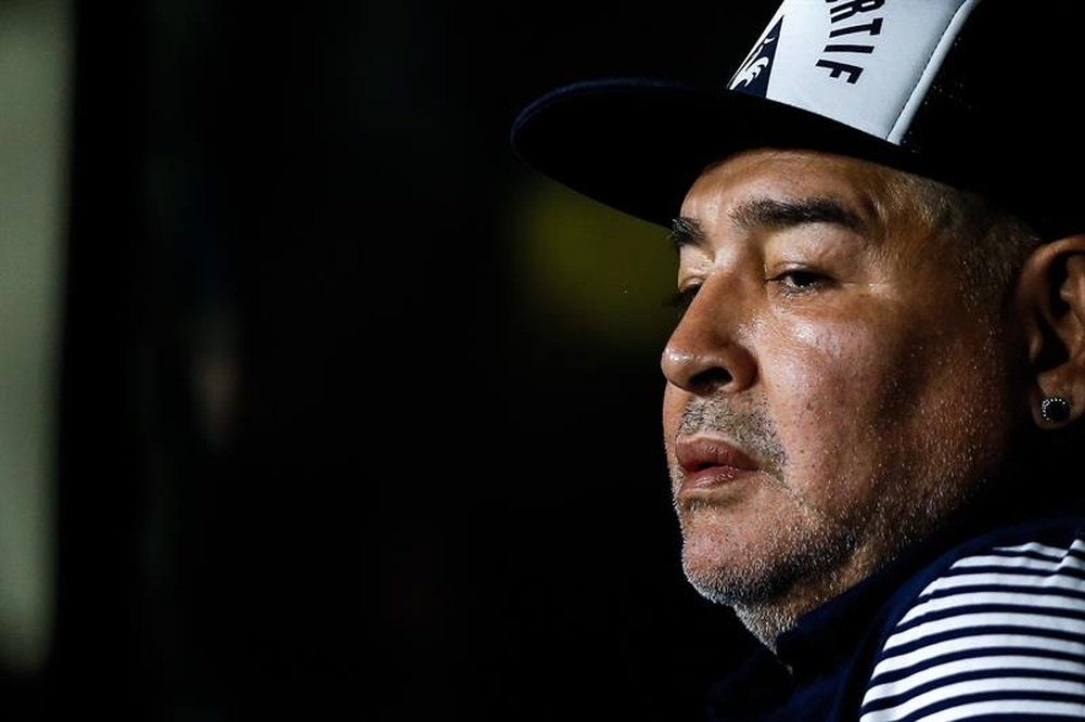 Maradona se puso melancólico en su aniversario con Gimnasia. EFE/Juan Ignacio Roncoroni/Archivo
