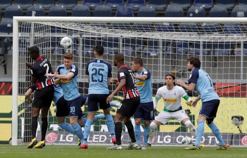 El Borussia Monchengladbach se paseó por Frankfurt. EFE