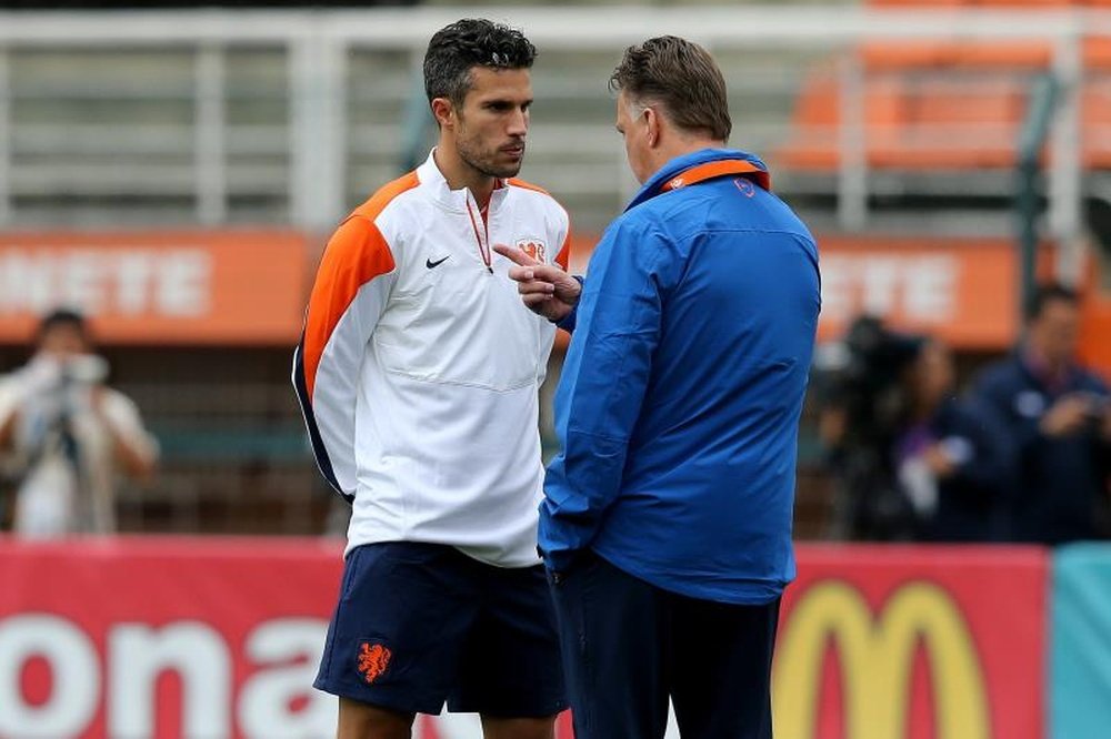 Van Persie moved from Arsenal to United. EFE