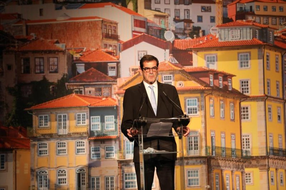 Prefeito do Porto apresenta uma ideia inusitada. EFE/ Carlos Garcia